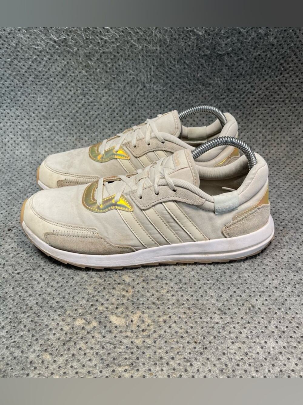 Adidas RetroRun Suede Running Shoes Size 9 Women’s